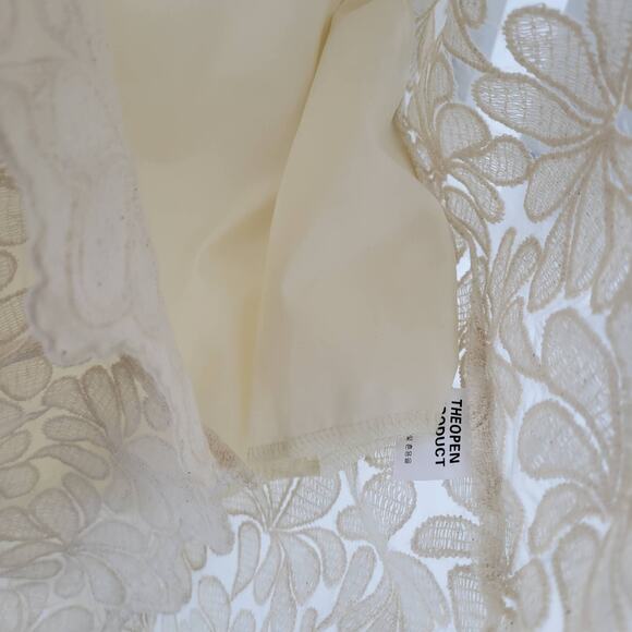 TheOpen Product Ivory Floral Applique Short Sleeve Shift Dress Women Sz S/M - Picture 7 of 7